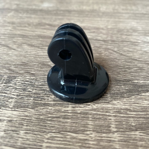 GoPro Adapter Mount For Mini Tripod or Monopod - Picture 6 of 7